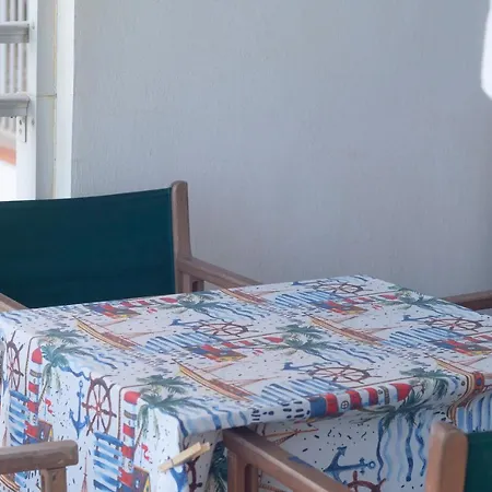 Comfortable And Elegant Seafront *